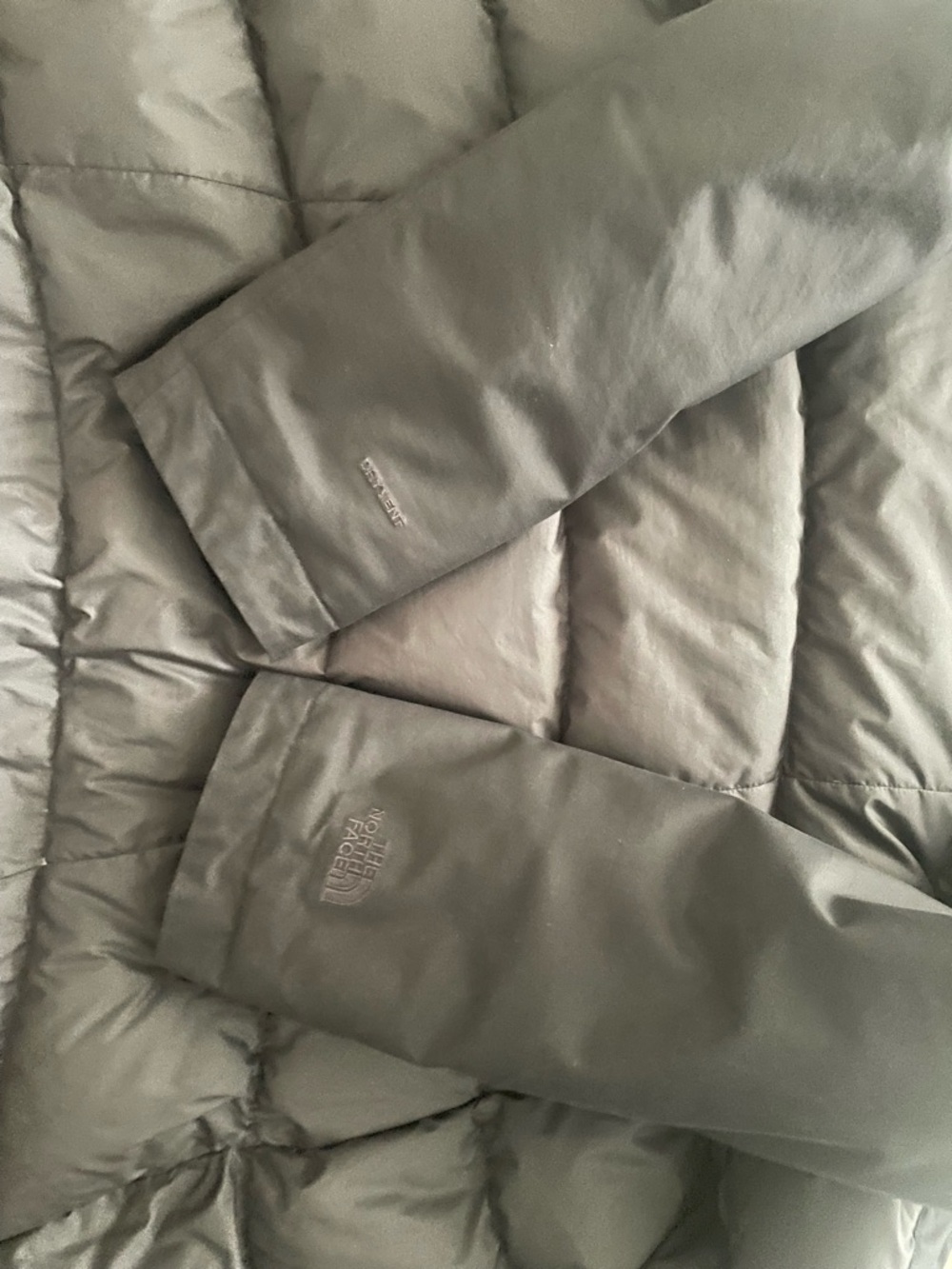 The North Face Black Long Insulated Parka with Faux Fur Trim - Picture 4 of 4